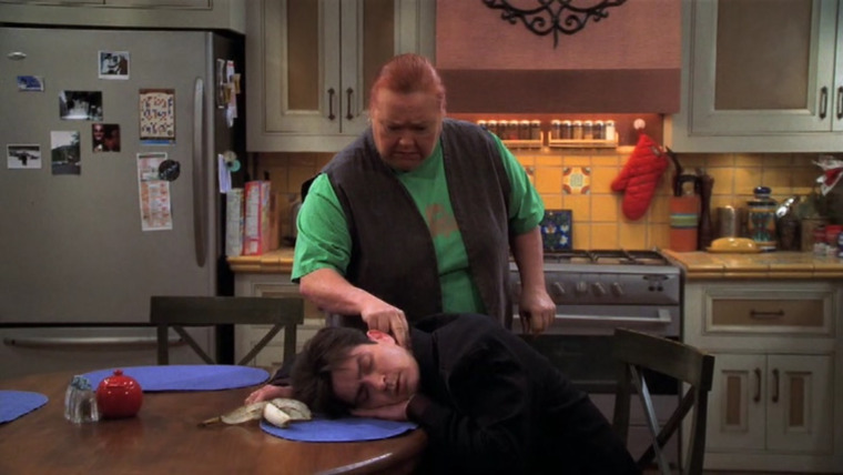 Два с половиной человека — s04e16 — Young People Have Phlegm Too