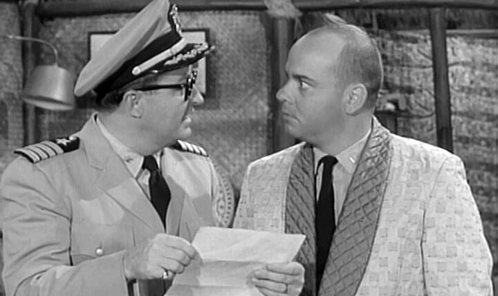 Флот МакХэйла — s03e12 — McHale and His Jet Set