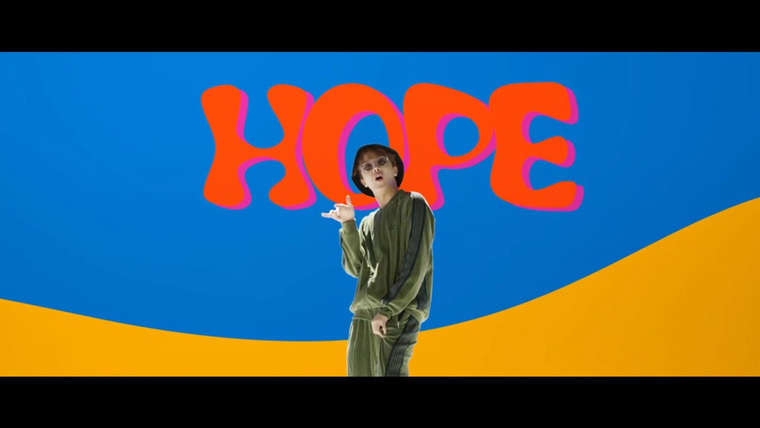 BTS on V App — s04e07 — ​j-hope 'Daydream (백일몽)' MV