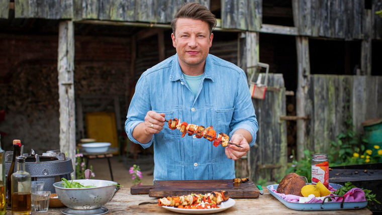 Jamie: Keep Cooking Family Favourites — s01e03 — Mushroom Cannelloni, Garlic Prawn Kebabs, Rocky Road