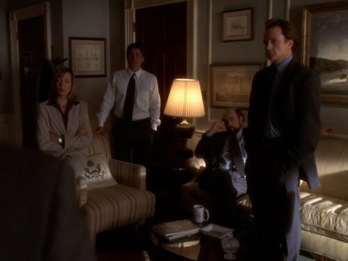 The West Wing — s03e11 — 100,000 Airplanes