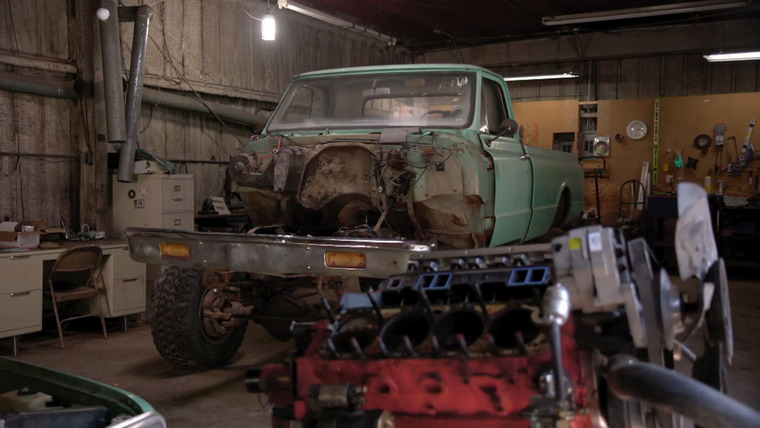 Garage Squad — s04e07 — Chevy Four-by-Fix