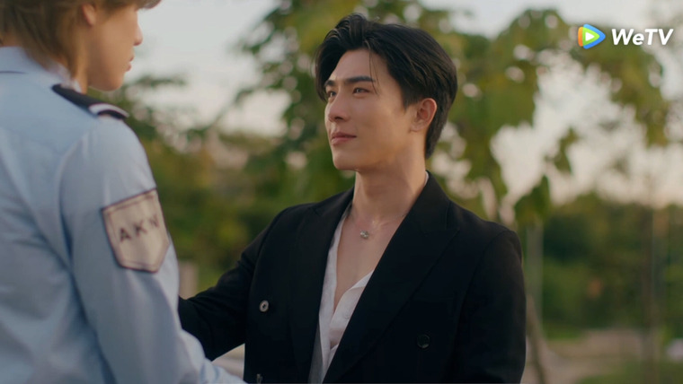 Лучшая форма — s01e01 — The Sexiest Man