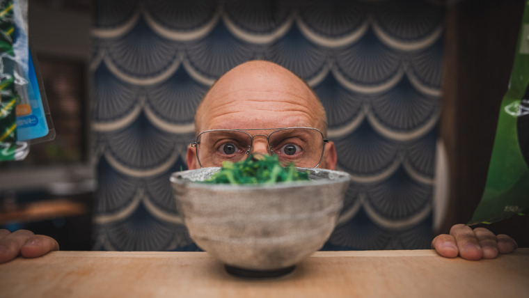 Good Eats — s16e06 — Pantry Raid Xiv: Deep Sea Green