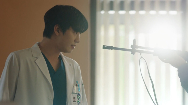 Romantic Doctor, Teacher Kim — s03e08 — Where is Seo Woo-jin now!