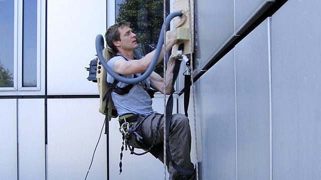 Bang Goes the Theory — s01e03 — Vacuum Climber