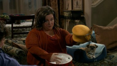 Mike & Molly — s01e10 — Molly Gets a Hat