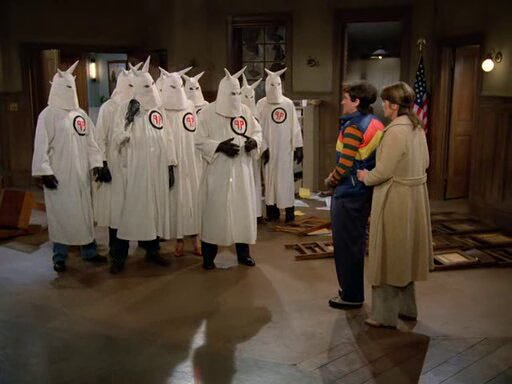 Mork & Mindy — s02e18 — The Night They Raided Mind-skis