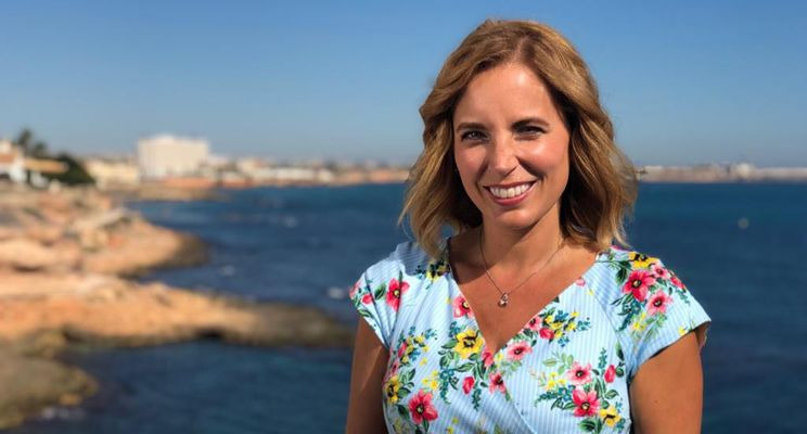 A Place in the Sun: Winter Sun — s2019e06 — Torrevieja, Spain