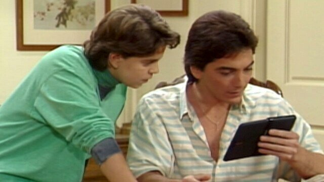 Charles in Charge — s04e20 — The Organization Man