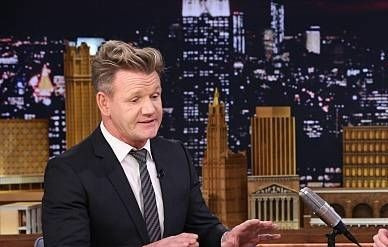 The Tonight Show Starring Jimmy Fallon — s2014e152 — Gordon Ramsay, Little Big Town