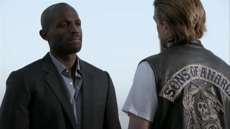 Sons of Anarchy — s06e01 — Straw