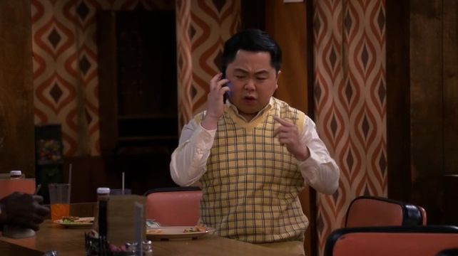 2 Broke Girls — s05e14 — And You Bet Your Ass