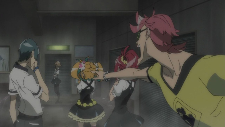 Kiznaiver — s01e02 — If You Can Swallow a Bizarre Situation Like This So Easily, Two Buckets of Barium Shouldn't Be a Problem