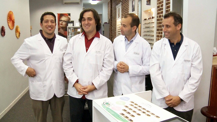 Impractical Jokers — s02e11 — Get Out of Dodge
