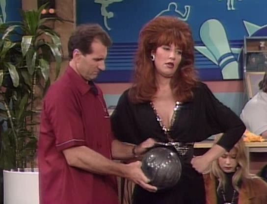 Married... with Children — s04e19 — Peggy Turns 300