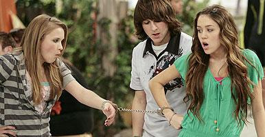 Hannah Montana — s02e02 — Cuffs Will Keep Us Together