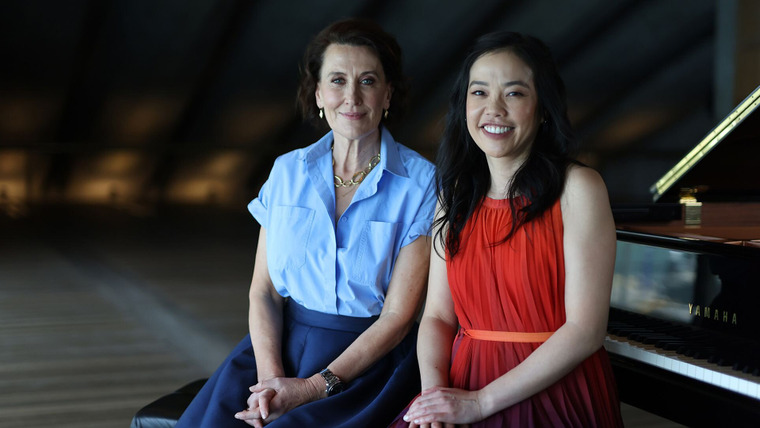 Creative Types with Virginia Trioli — s03e03 — Andrea Lam