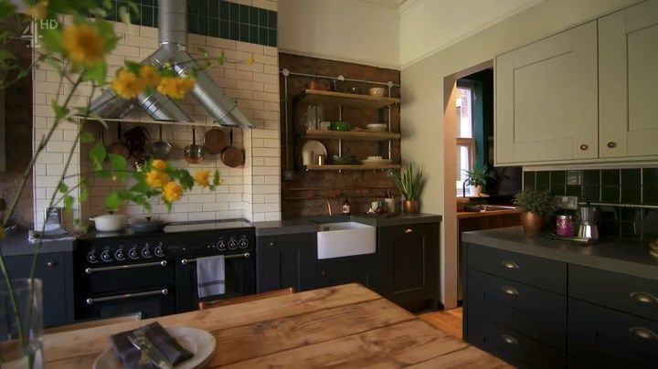 George Clarke's Old House, New Home — s01e01 — Devon