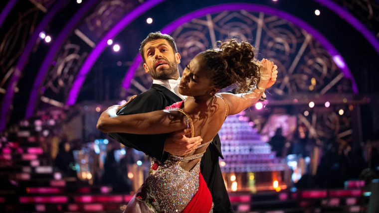 Strictly Come Dancing — s17e23 — Week 12 Semi-Final