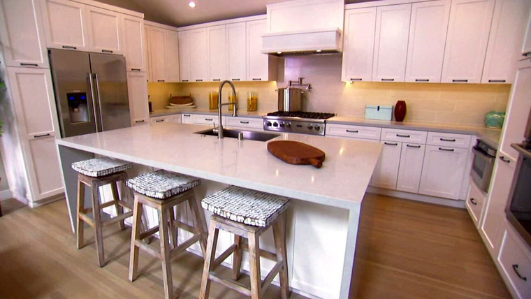 House Hunters Renovation — s2013e04 — A Tired House Gets a Whole New Floor Plan