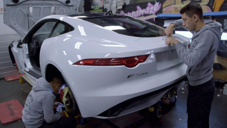 Yianni: Supercar Customiser — s01e19 — Up to Scratch