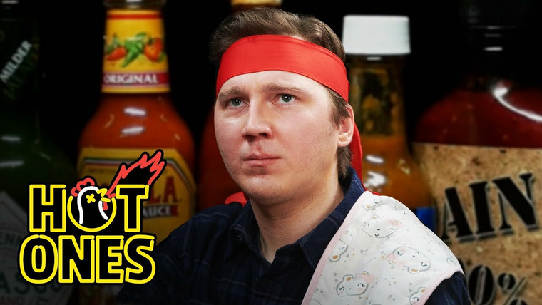 Hot Ones — s19e12 — Paul Dano Needs a Burp Cloth While Eating Spicy Wing