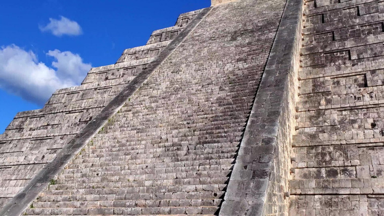 Ancient Aliens — s19e11 — The Top Ten Pyramid Sites