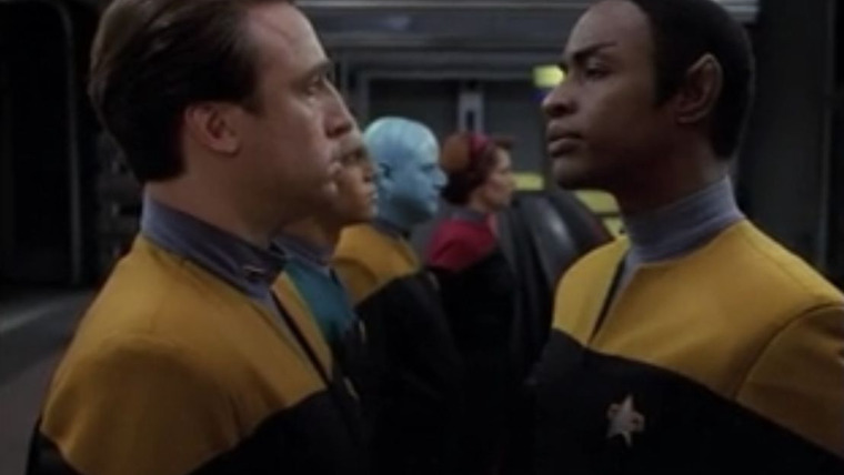 Star Trek: Voyager — s01e16 — Learning Curve