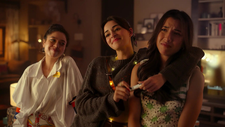 Зовите меня Бэй — s01e05 — Triple Trouble For Bae
