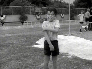 The Munsters — s02e05 — Herman, Coach of the Year
