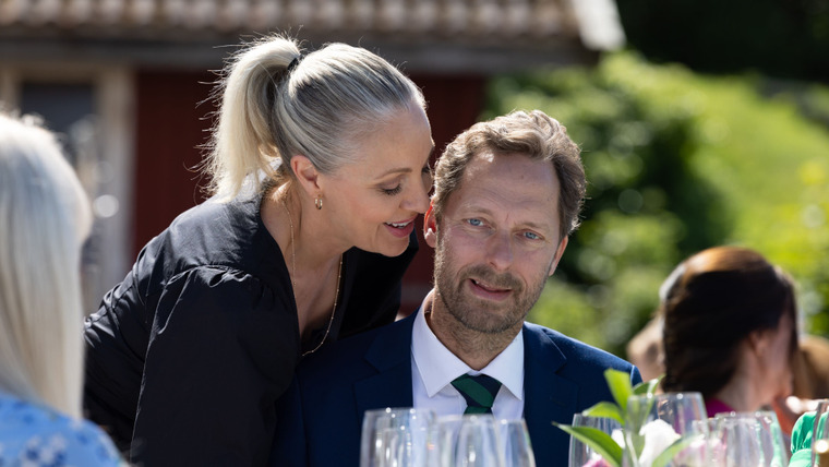 Следующим летом — s13e07 — Vanningsforbud og happy ending