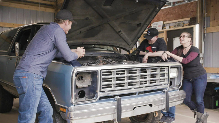 Garage Squad — s08e02 — Two Brothers and a Unicorn Ramcharger