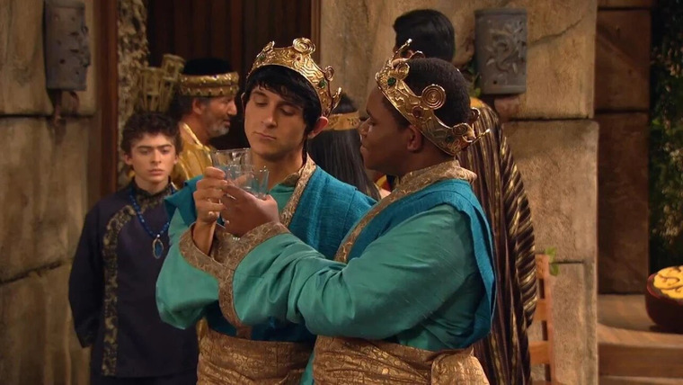 Pair of Kings — s01e20 — The Trouble with Doubles