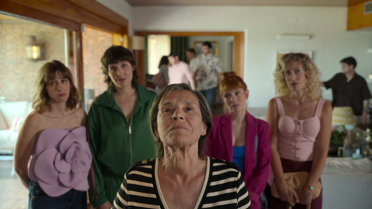 Валерия — s04e06 — Aquí y ahora
