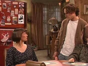 Roseanne — s06e20 — Past Imperfect