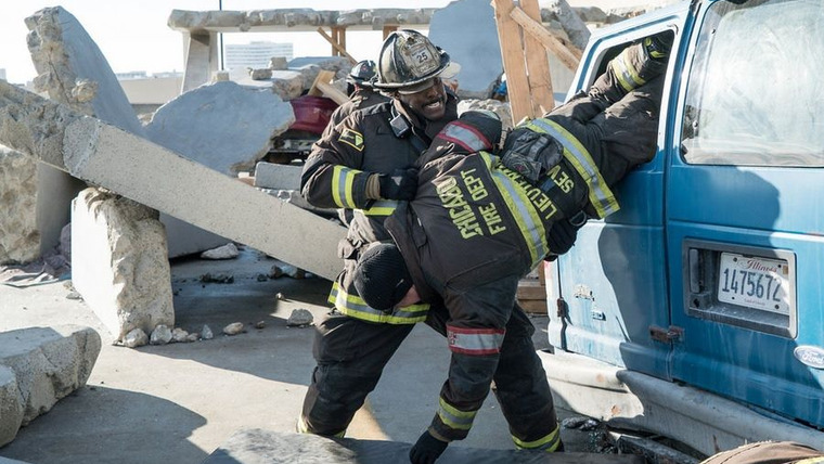 Chicago Fire — s03e17 — Forgive You Anything