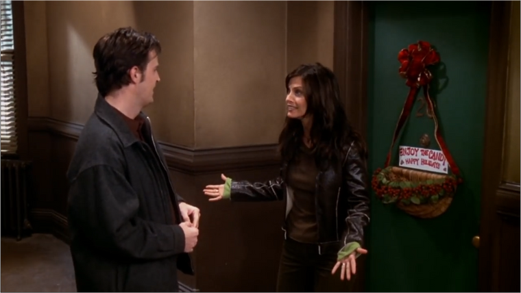 Друзья — s07e09 — The One With All the Candy