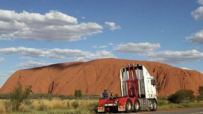Outback Truckers — s01e01 — Episode 1