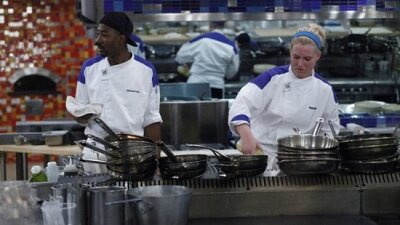 Hell's Kitchen — s09e06 — 12 Chefs Compete