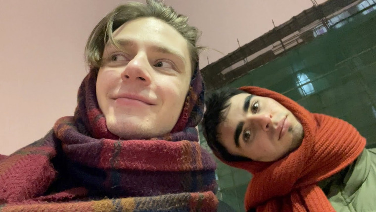 Дима Ермузевич — s2021e20 — VLOG: НАШИ ПЕРВЫЕ ДНИ В МОСКВЕ, СЪЁМКИ, РАСПАКОВКИ, ПЛОХИЕ НОВОСТИ! : (