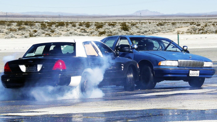 Roadkill — s01e12 — Chevy vs. Ford Cop-Car Thrash Battle!