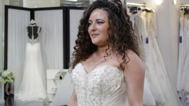 Say Yes to the Dress UK — s01e17 — Sky High Expectations