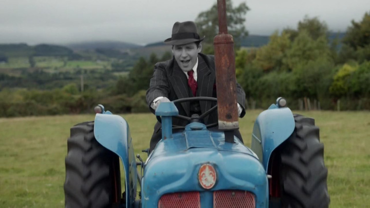 Moone Boy — s03e06 — A Bucket List for George Gershwin