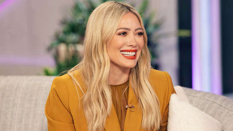 The Kelly Clarkson Show — s04e89 — Hilary Duff, Benjamin Levy Aguilar, Drake Milligan