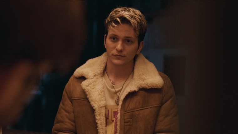 Антрацит — s01e05 — Une ombre plus noire encore