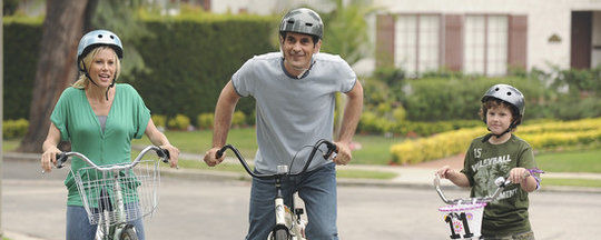 Modern Family — s01e02 — The Bicycle Thief