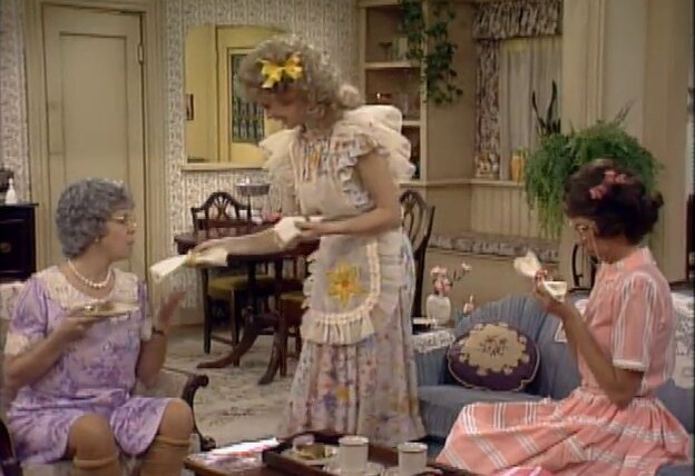 Mama's Family — s04e24 — Naomi's Identity Crisis