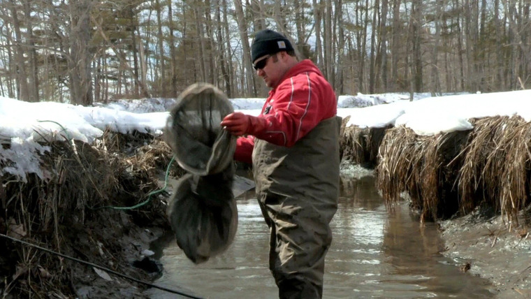 Cold River Cash — s01e01 — Welcome to Eel Country