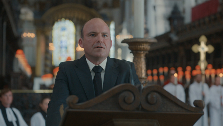 Дипломатка — s02e02 — St. Paul's